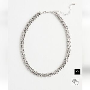 🆕️ SILVER-TONE CHUNKY LINK SHORT NECKLACE- PLUS SIZE FRIENDLY